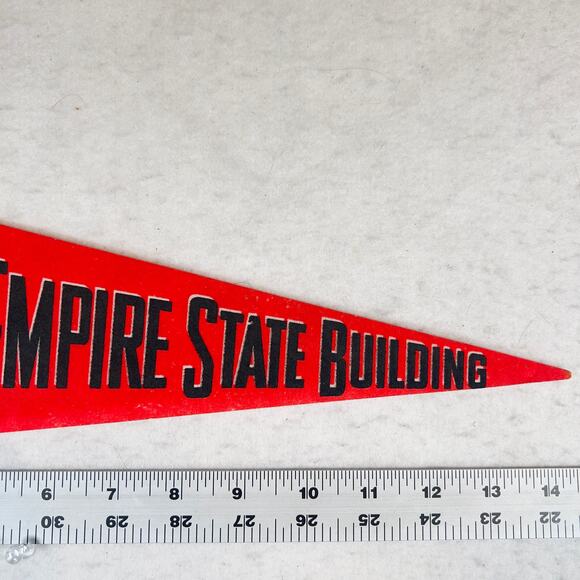 Empire State Buildng VINTAGE Felt Pennant New York City King Kong Youve Got Mail - Picture 3 of 5